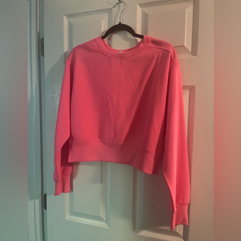 Socialite Cropped, Hot Pink Sweatshirt size M